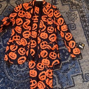 Spirit of Halloween jack-o’-lantern suit and tie